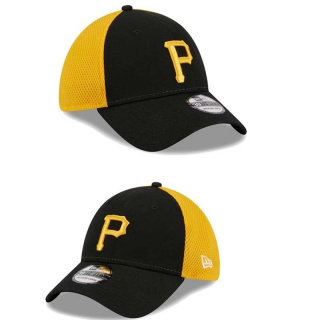 MLB Pittsburgh Pirates New Era Black Gold Curved Brim Mesh 39THIRTY Hat 2023