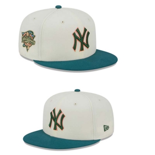 MLB New York Yankees New Era 2000 World Series 9FIFTY Snapback Hat White Midnight Green 2271