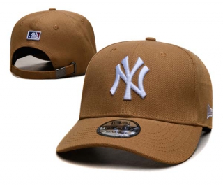 MLB New York Yankees New Era Low Profile 9FORTY Adjustable Hat Khaki 2279