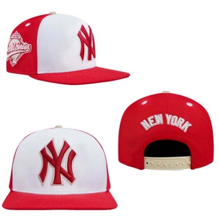 MLB New York Yankees Pro Standard White Red Strawberry Ice Cream Drip Snapback Hat 2285