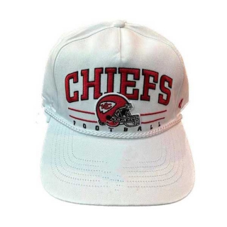 NFL Kansas City Chiefs New Era White Embroidery 9FIFTY Snapback Hat 2021