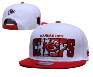 NFL Kansas City Chiefs New Era White Red 2023 NFL Draft Side Patch Embroidery 9FIFTY Snapback Hat 6064