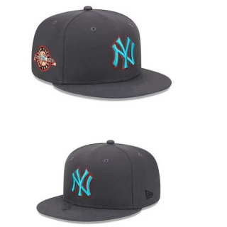 MLB New York Yankees New Era 50th Year Print Undervisor 9FIFTY Snapback Hat Graphite 2286