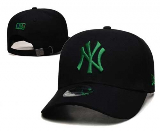 MLB New York Yankees New Era Curved Brim 9FORTY Adjustable Hat Black Green 2305