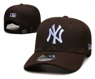 MLB New York Yankees New Era Curved Brim 9FORTY Adjustable Hat Dark Brown White 2312