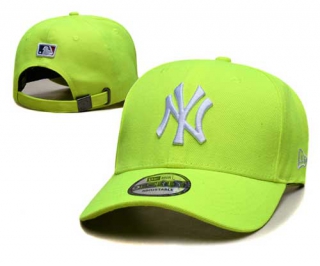 MLB New York Yankees New Era Curved Brim 9FORTY Adjustable Hat Neon Green 2315