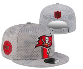 NFL Tampa Bay Buccaneers New Era Gray 2024 Sideline Script Sided 9FIFTY Snapback Hat 3040