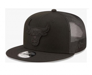 NBA Chicago Bulls New Era Black On Black Mesh 9FIFTY Snapback Hat 2204