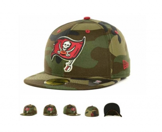NFL Tampa Bay Buccaneers New Era Camo 59FIFTY Fitted Hat 1001