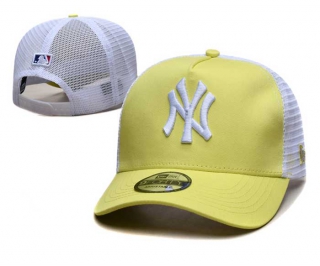 MLB New York Yankees New Era Pale Yellow White Trucket Mesh 9FORTY Adjustable Hat 2254