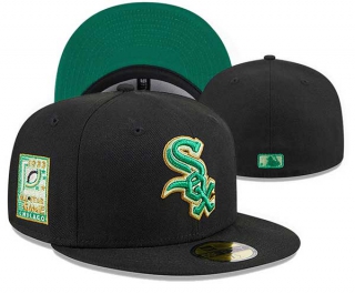 MLB Chicago White Sox New Era Black Metallic Green Pop 59FIFTY Fitted Hat 3004