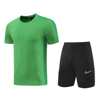 Men's Nike Training Shorts T-shirt Tracksuit Green Black