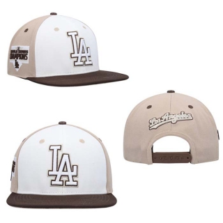 MLB Los Angeles Dodgers Pro Standard White Brown Chocolate Ice Cream Drip Snapback Hat 2301