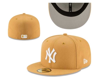 MLB New York Yankees New Era Gold Basic 59FIFTY Fitted Hat 0532