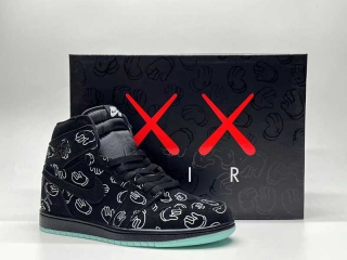 Air Jordan 1 Retro Kaws Black High