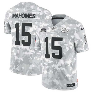 Men's NFL Kansas City Chiefs #15 Patrick Mahomes Arctic Camo 2024 Salute to Service Limited Nike Football Jersey