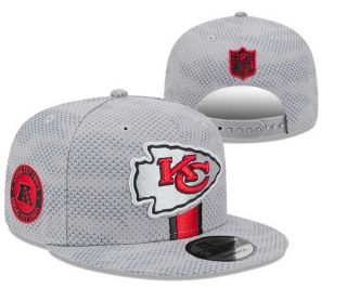 NFL Kansas City Chiefs New Era 2024 Sideline Gray 9FIFTY Snapback Hat 3078