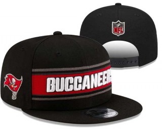 NFL Tampa Bay Buccaneers New Era Black 2024 Sideline Side Patch 9FIFTY Snapback Hat 3041