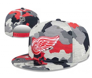 NHL Detroit Red Wings New Era Camo 9FIFTY Snapback Hat 3002