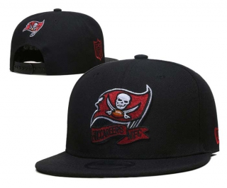 NFL Tampa Bay Buccaneers New Era Black 2022 Sideline 9FIFTY Snapback Hat 6022