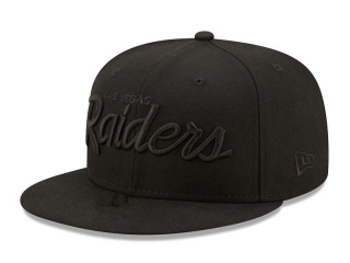NFL Las Vegas Raiders New Era Black On Black 9FIFTY Snapback Hat 2074