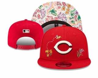 MLB Cincinnati Reds Watercolor Floral Red New Era 9FIFTY Snapback Hat 3008