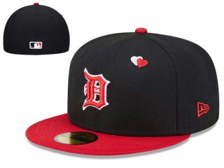 MLB Detroit Tigers New Era Black Red Heart Eyes 59FIFTY Fitted Hat 7001
