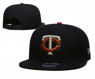 MLB Minnesota Twins New Era Black 9FIFTY Snapback Hat 2007