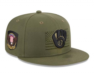 MLB Milwaukee Brewers New Era Green 2023 Armed Forces Day On-Field 9FIFTY Snapback Hat 2015
