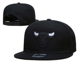 NBA Chicago Bulls New Era Black Logo 9FIFTY Snapback Hat 2202