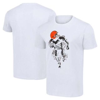 Men's NFL Cleveland Browns White Starter Logo Graphic T-Shirt
